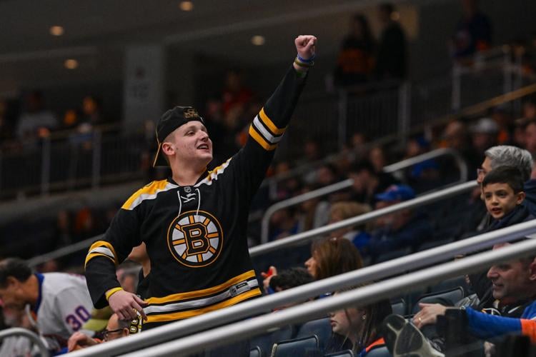 NHL: Boston Bruins at New York Islanders